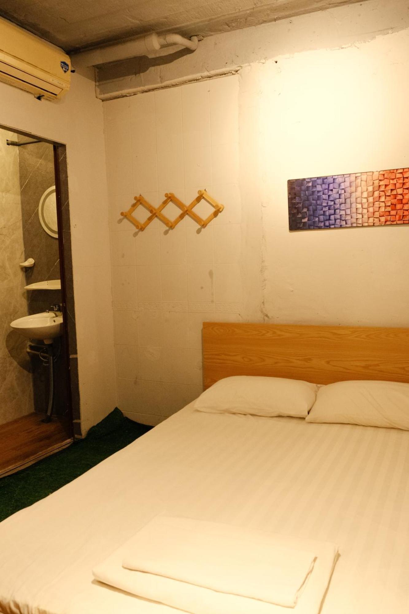 Ubuntu Homestay & Tours Hanoï Extérieur photo