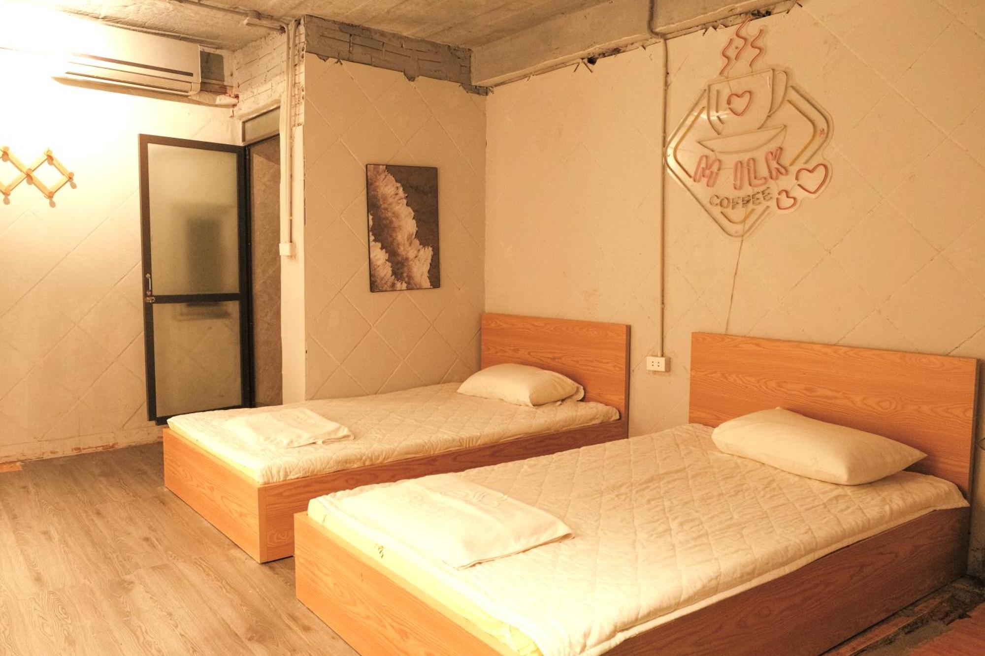Ubuntu Homestay & Tours Hanoï Extérieur photo